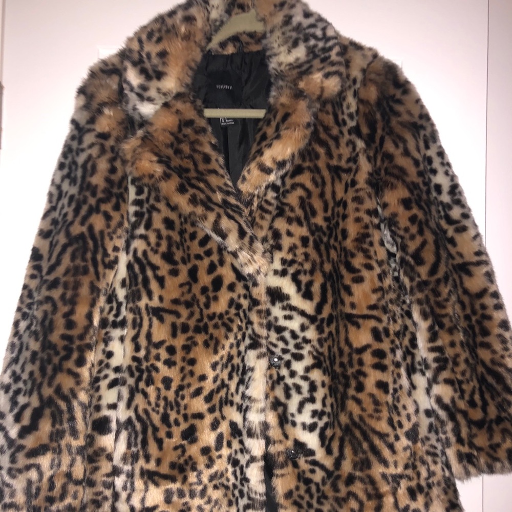 Leopard print faux fur coat